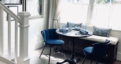 "Bee Keeper's Cottage" on private estate, new construction, close to everything!