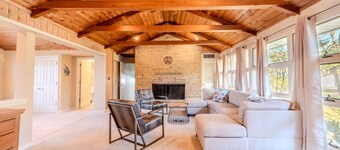 Waterfront Escape Near Annapolis