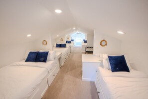 7 bedrooms, iron/ironing board, travel cot, WiFi