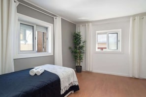 2 Schlafzimmer, Bügeleisen/Bügelbrett, WLAN, Bettwäsche