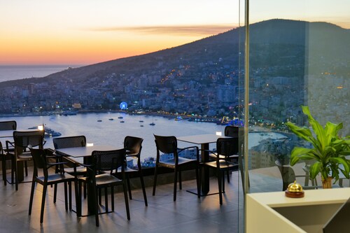 Sky Way SKK Luxury Apartments