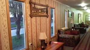 Family Cabin | Living area - Hostal Don Pedro (Natales)