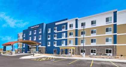 AmericInn by Wyndham International Falls