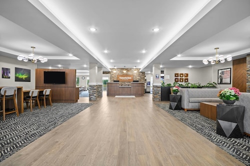 AmericInn by Wyndham International Falls