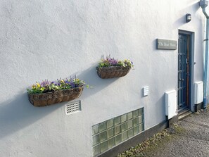 Exterior detail - 3 bedroom accommodation in Appledore (Appledore)