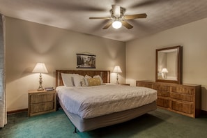 Iron/ironing board, free WiFi, bed sheets