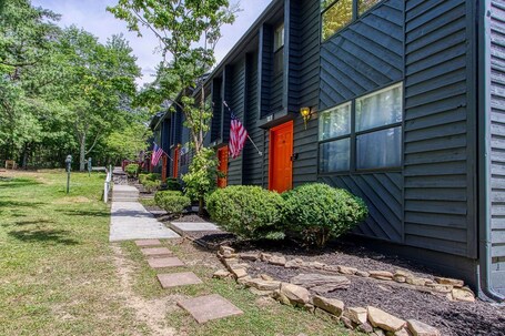 Pinecrest Townhomes - Image 3