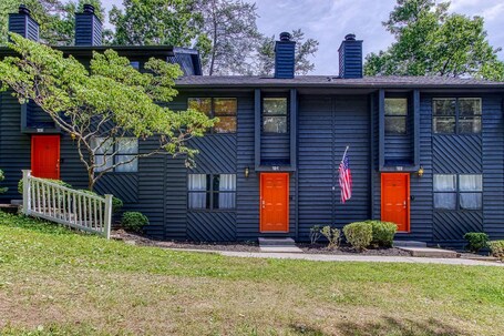 Pinecrest Townhomes - Image 10
