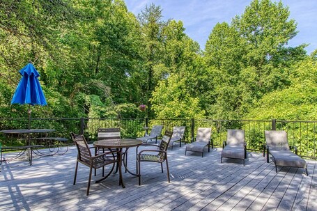 Pinecrest Townhomes - Image 8