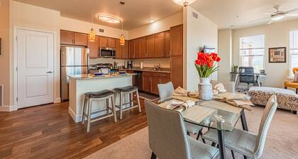 Modern Mountain view very clean