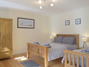 1 makuuhuone, ilmainen Wi-Fi, vuodevaatteet