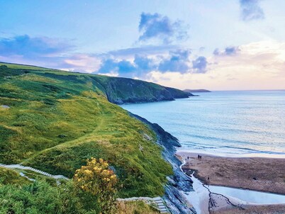 Troed Y Rhiw Aberpoth