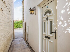 Exterior detail - 2 bedroom accommodation in Evesham (Evesham)