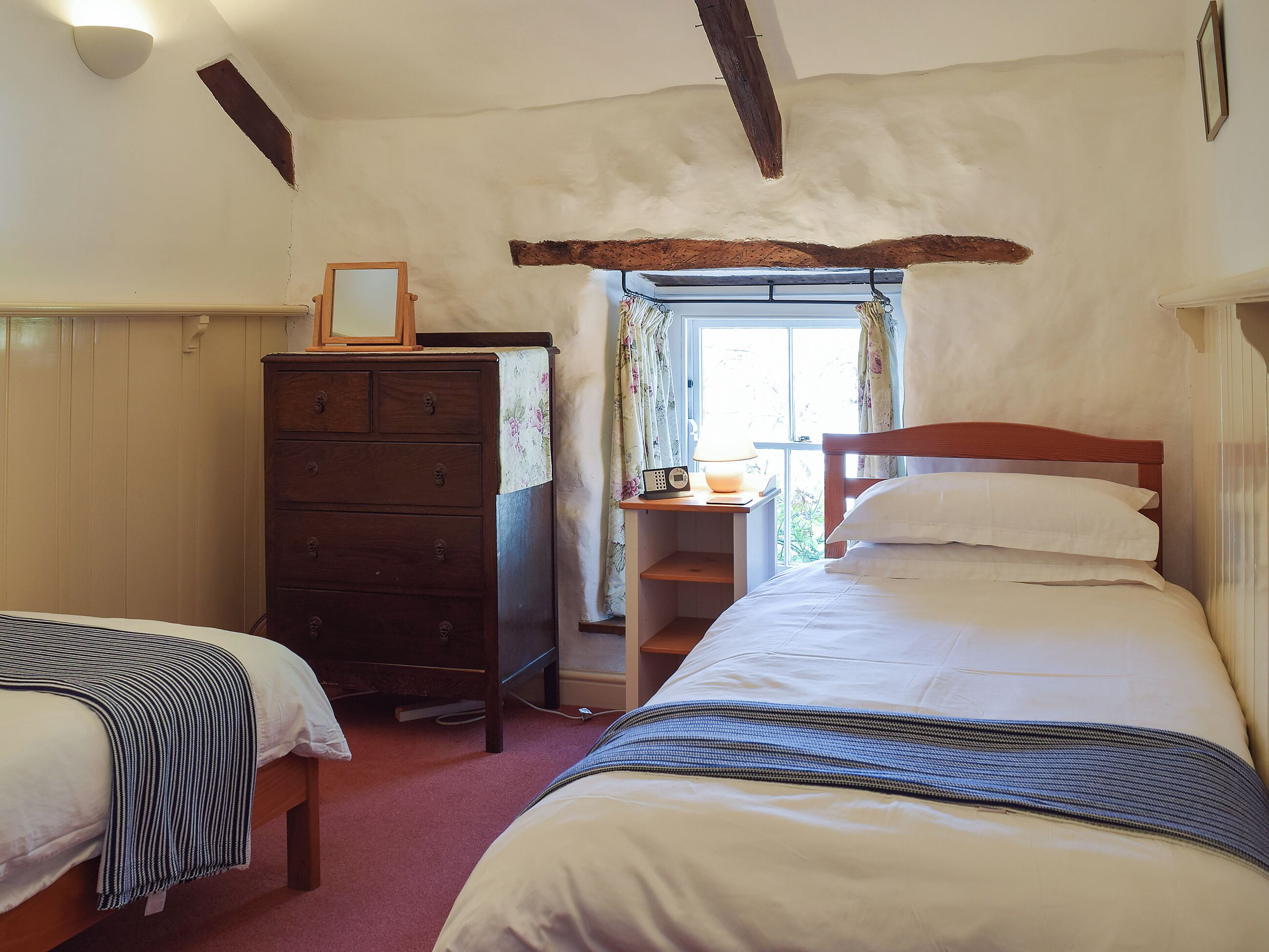 3 soverom, wi-fi (inkludert) og sengetøy