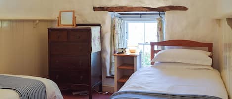 3 soverom, wi-fi (inkludert) og sengetøy