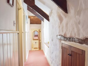 Interior - 3 bedroom accommodation in Lower Town, Fishguard (Lower Town, Fishguard)