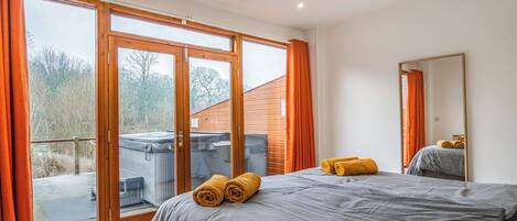 4 bedrooms, free WiFi, bed sheets