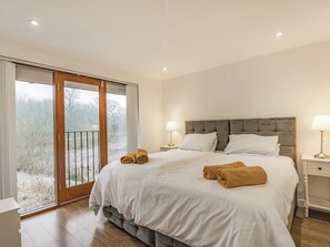 4 chambres, Wi-Fi gratuit, draps fournis