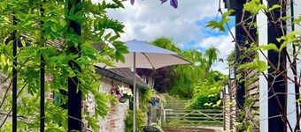 2 bedroom accommodation in Sellindge, near Folkestone