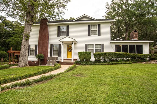 Beautiful  5 Bedroom home
