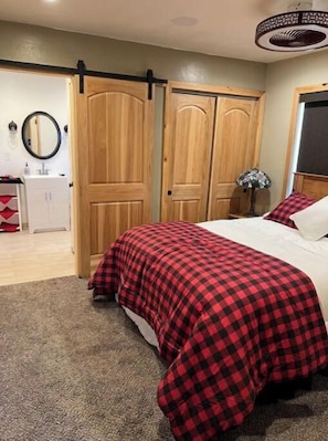 1 chambre, bureau, fer et planche à repasser, Wi-Fi gratuit