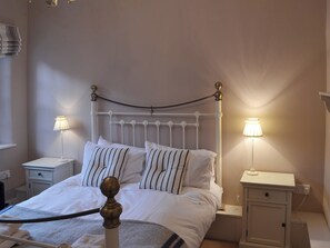 2 quartos, Wi-Fi de cortesia, roupa de cama