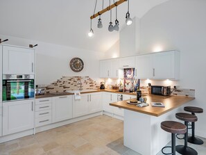 Dishwasher, freezer