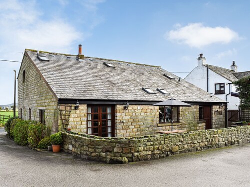 3 bedroom accommodation in Lathom, near Southport