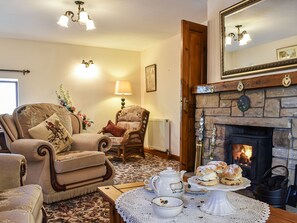 Interior - 3 bedroom accommodation in Lathom, near Southport (Lathom, near Southport)