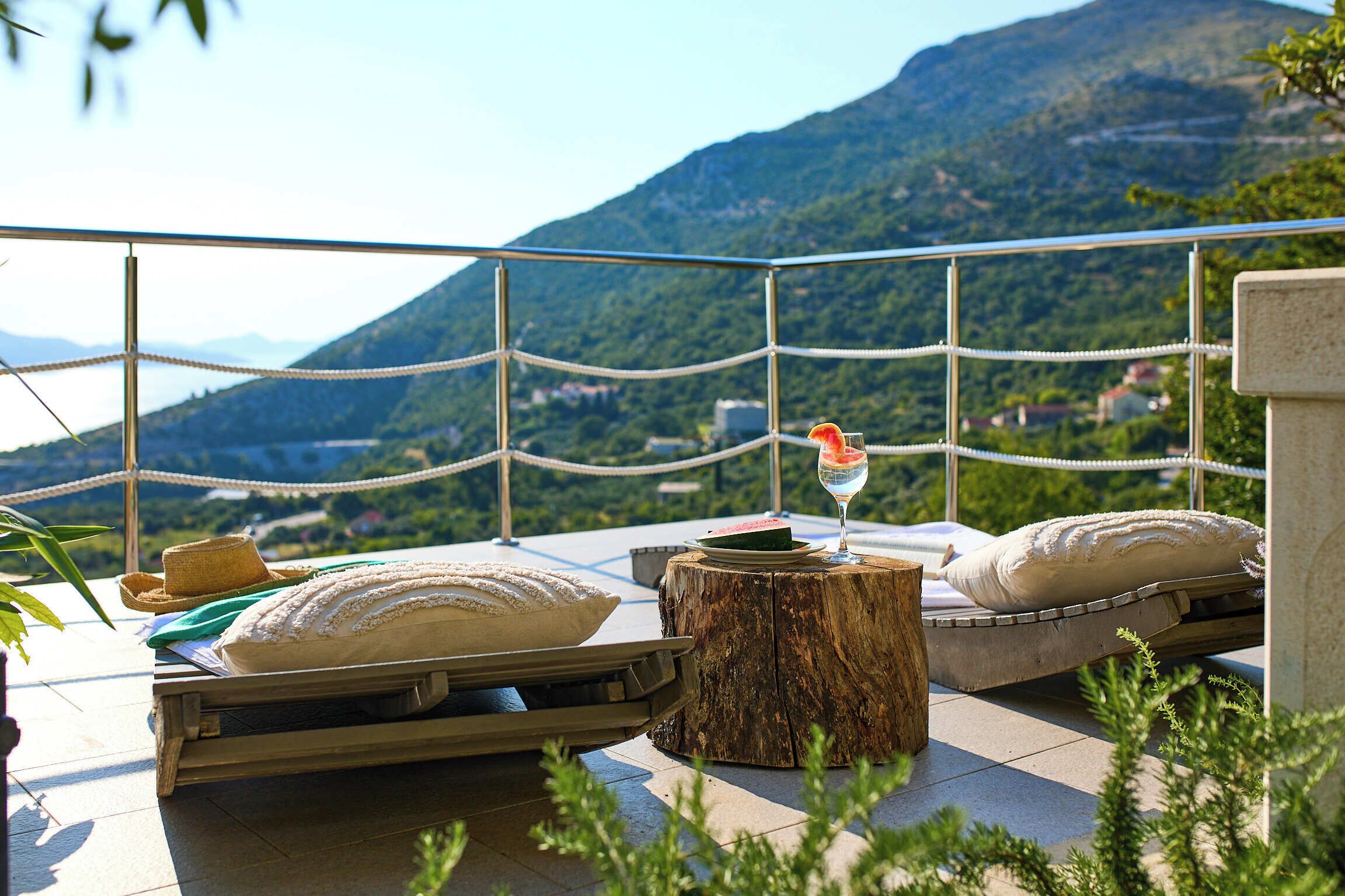 House (2 Bedrooms) | Terrace/patio
