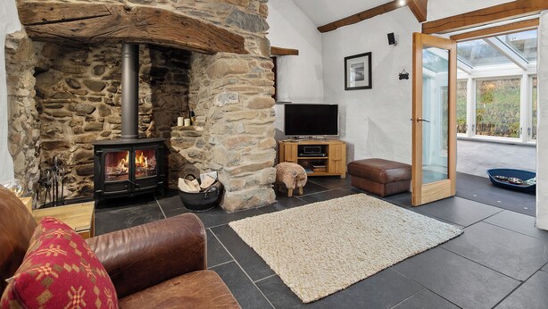Living area - 1 bedroom accommodation in St Davids (St Davids)