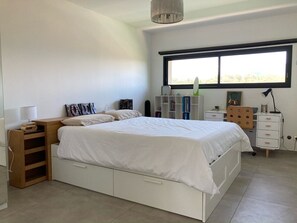 4 camere, ferro/asse da stiro, Wi-Fi, lenzuola