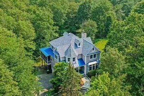 Exterior - Hot Tub, Piano & Forest Trails in the Hudson Valley (New Paltz)