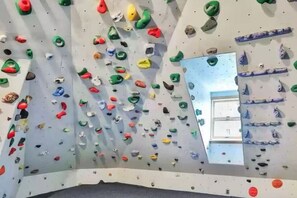 مرفق اللياقة البدنية