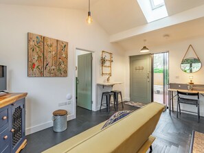 Interior - Star's Special Sanctuary - UK36785 (Chart Sutton, near Maidstone)