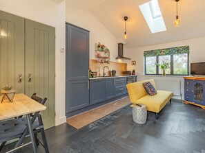 Interior - Star's Special Sanctuary - UK36785 (Chart Sutton, near Maidstone)