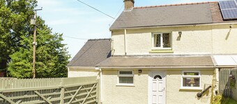 2 værelses bolig i Llandyfan, Ammanford