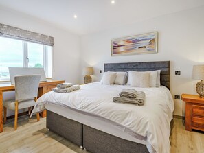 3 bedrooms, free WiFi, bed sheets - Willow Tree Cottage - UK35893 (Ludchurch, near Narberth)