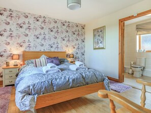 1 bedroom, free WiFi, bed sheets - The Cartlinhay - UK35756 (Bideford)