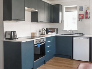 Private kitchen - 2 bedroom accommodation in Looe (Looe)
