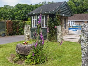 Exterior - 2 bedroom accommodation in Looe (Looe)