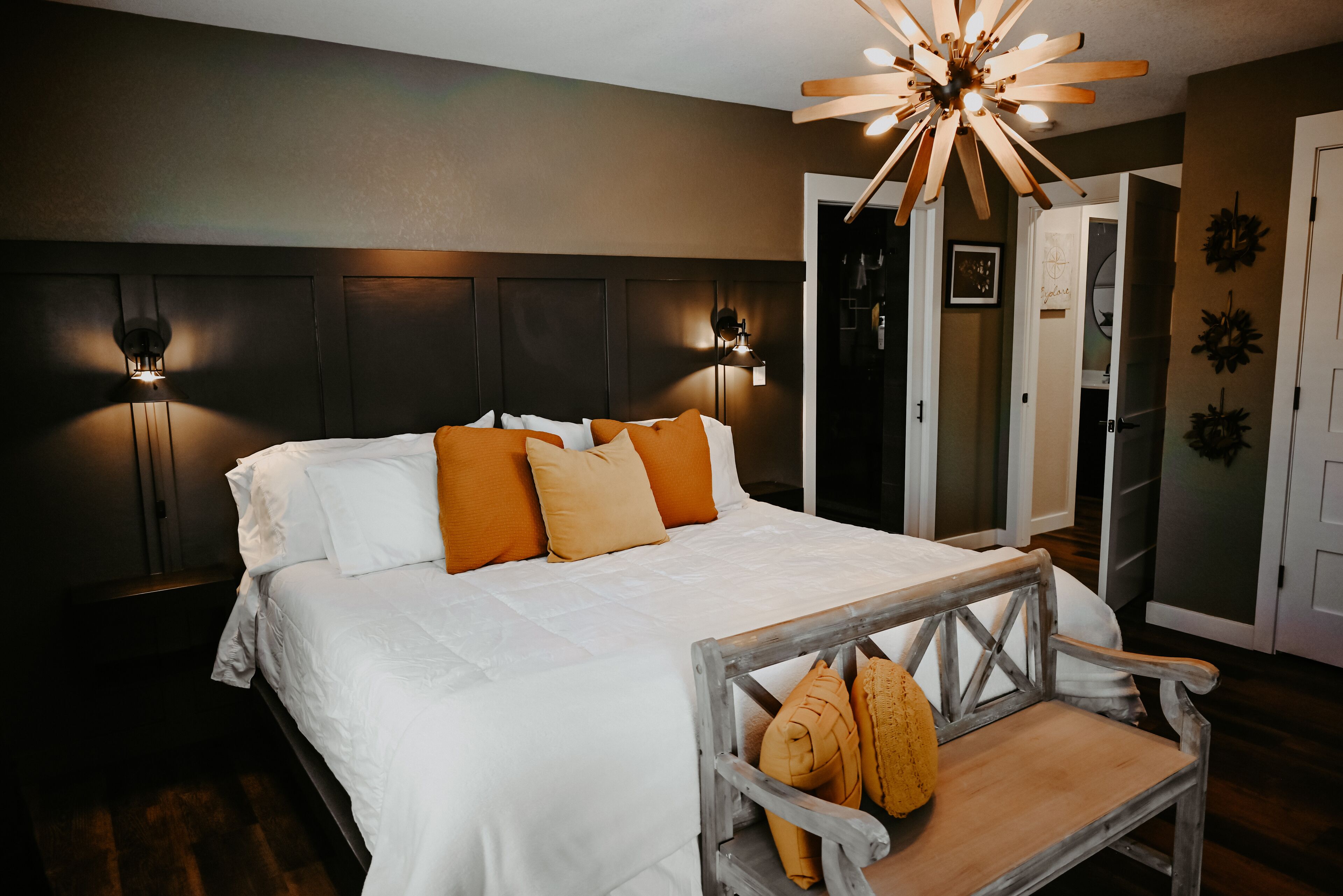 3 bedrooms, iron/ironing board, free WiFi, bed sheets