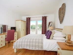 3 chambres, Wi-Fi gratuit, draps fournis