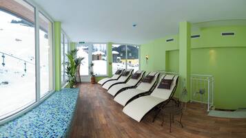 Thai massages, sports massages, 1 treatment room, massages