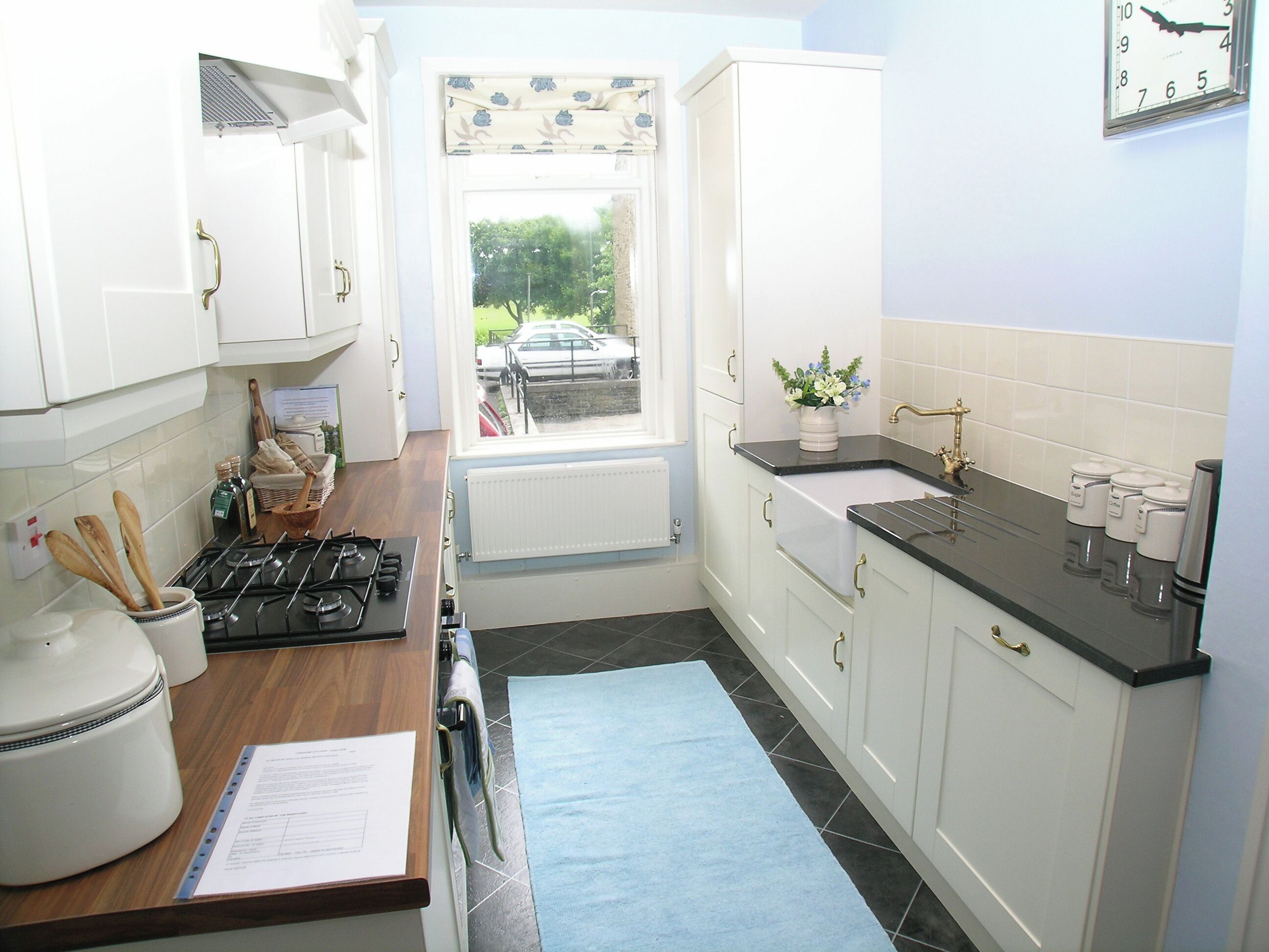 Dishwasher, high chair