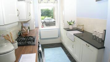 Dishwasher, high chair