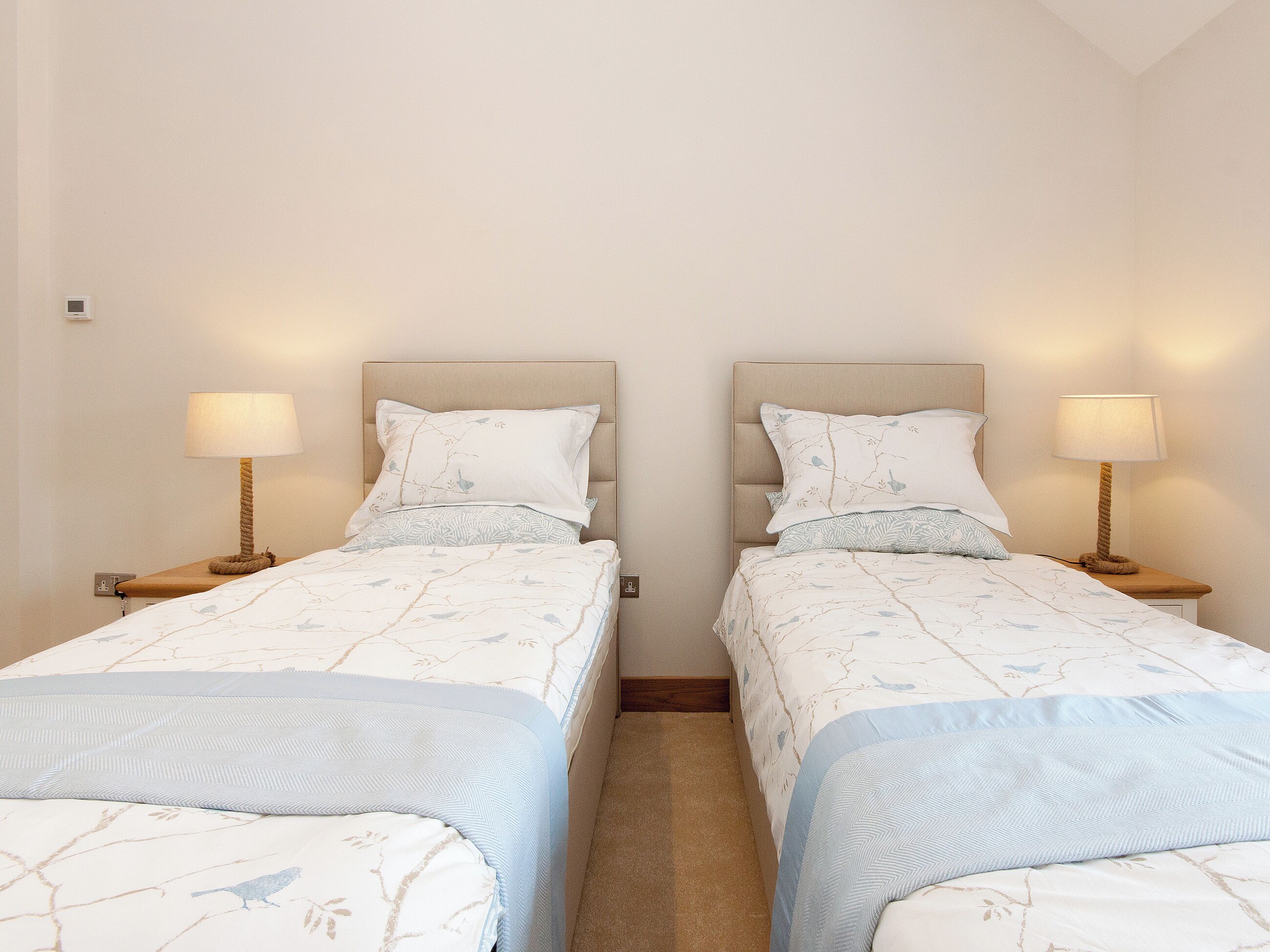 3 quartos, Wi-Fi de cortesia, roupa de cama