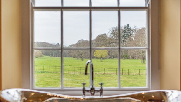 Interior - A truly luxury break in a stunning wing within the beautiful Manor House. (Armathwaite, near Carlisle)