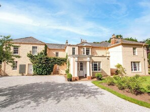 Exterior - A truly luxury break in a stunning wing within the beautiful Manor House. (Armathwaite, near Carlisle)