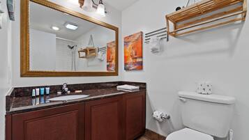 SĂšche-cheveux, serviettes fournies